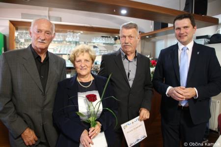 Slavnostna podelitev priznanj in cvetja diamantnim in zlatim parom (21)